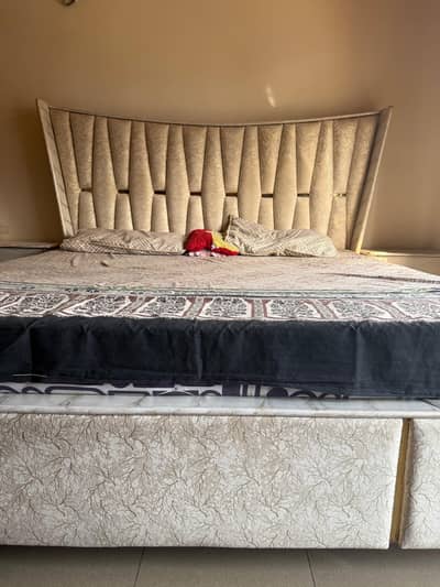 king size bed with dressing