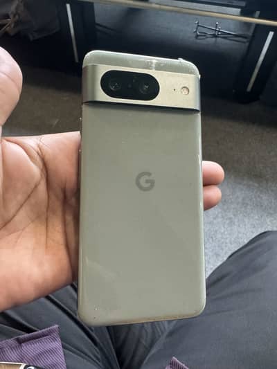 Google pixel 8
