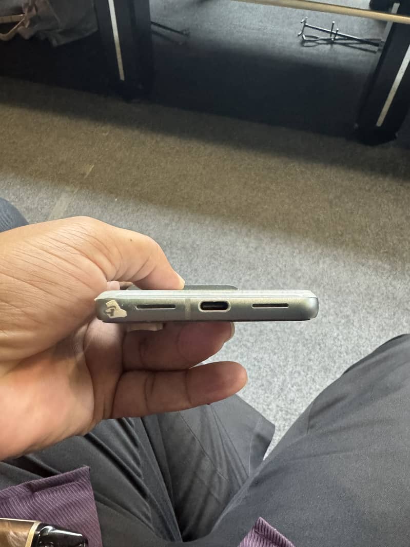 Google pixel 8 2