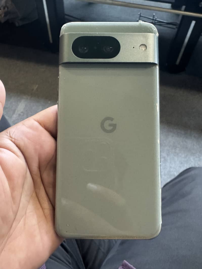 Google pixel 8 7