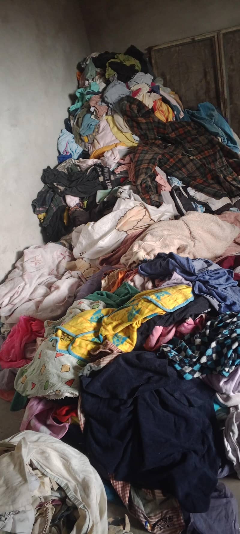 used bulk winter clothes 1