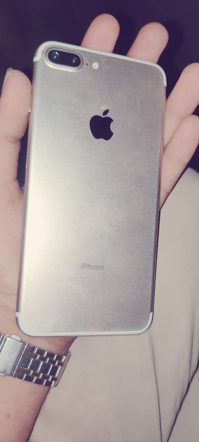 iphone 7plus original panel and back case . . bord or battery missing . !
