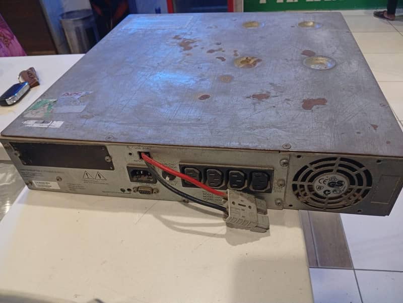 Apc ups 4