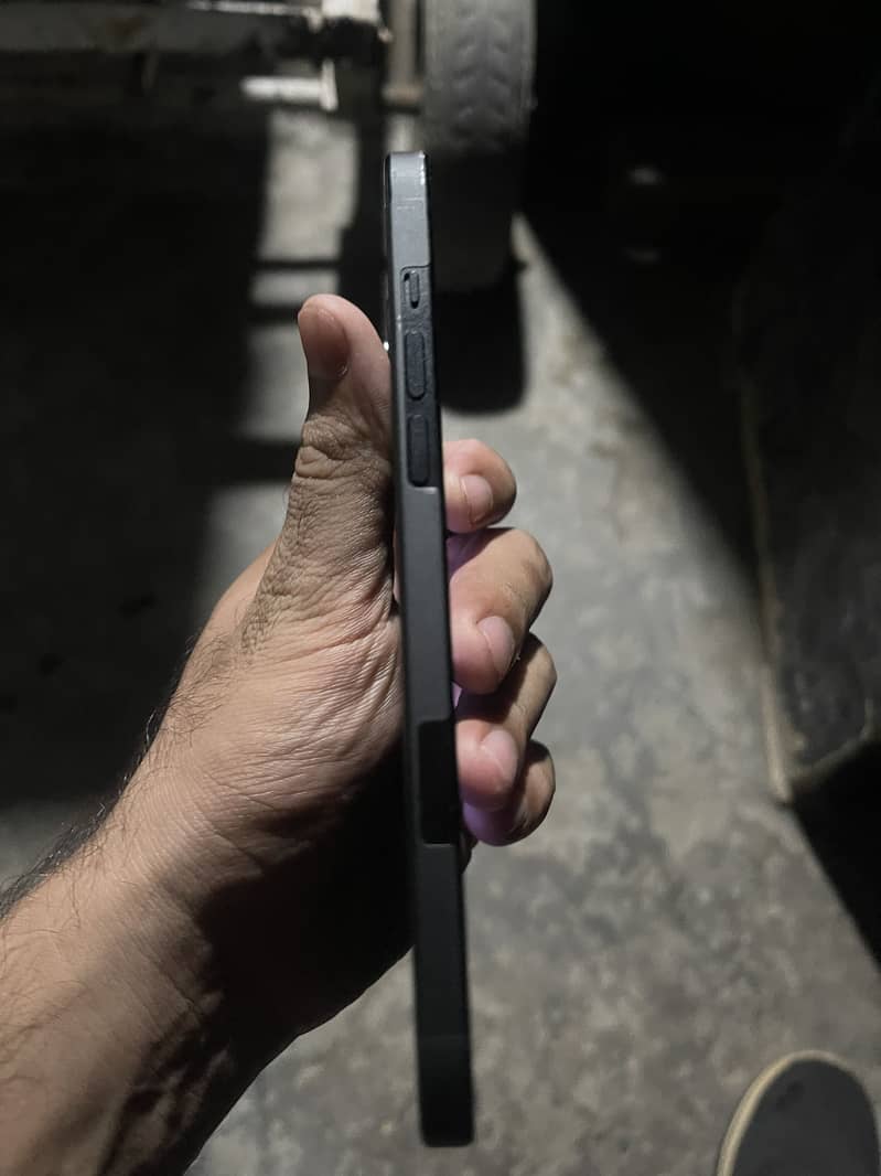 Apple iPhone 15 plus 2