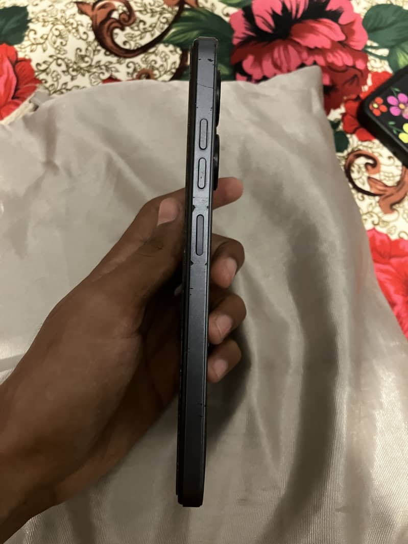 Tecno Spark 20C 3