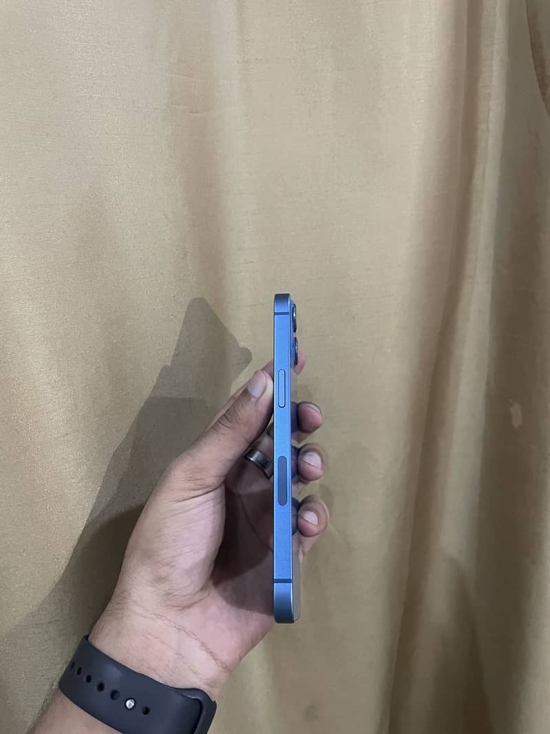 iPhone 13 jv!! 4