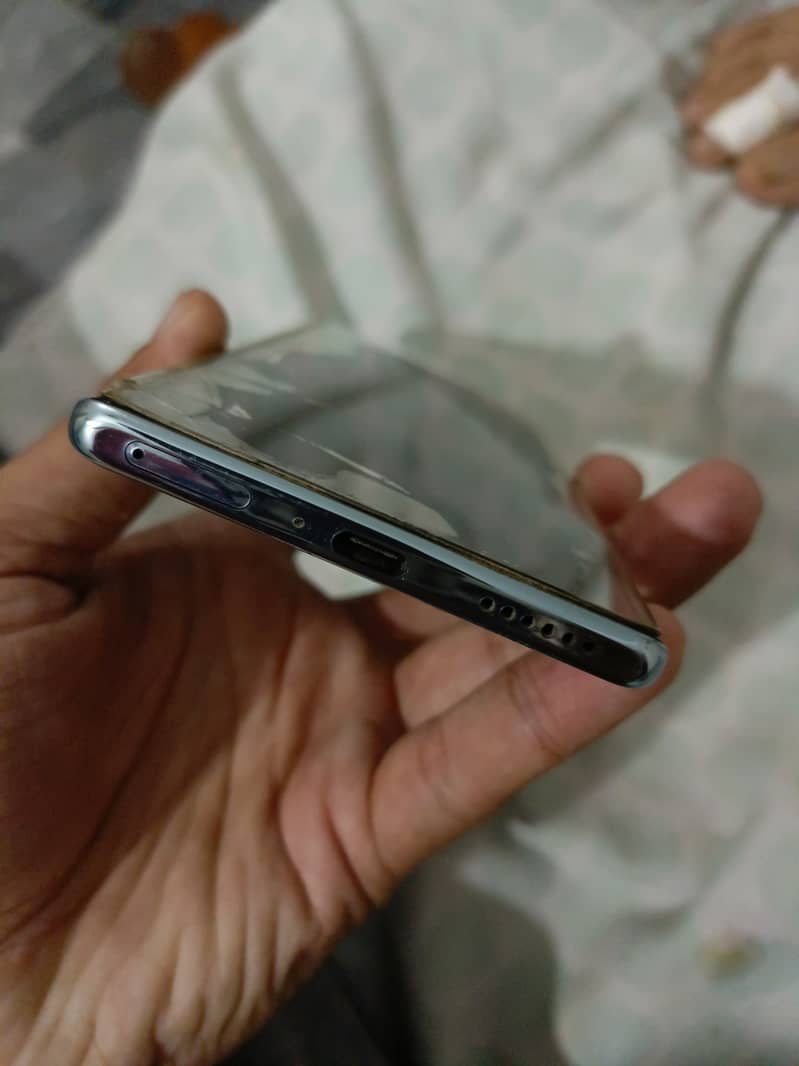 Infinix Zero 40 4