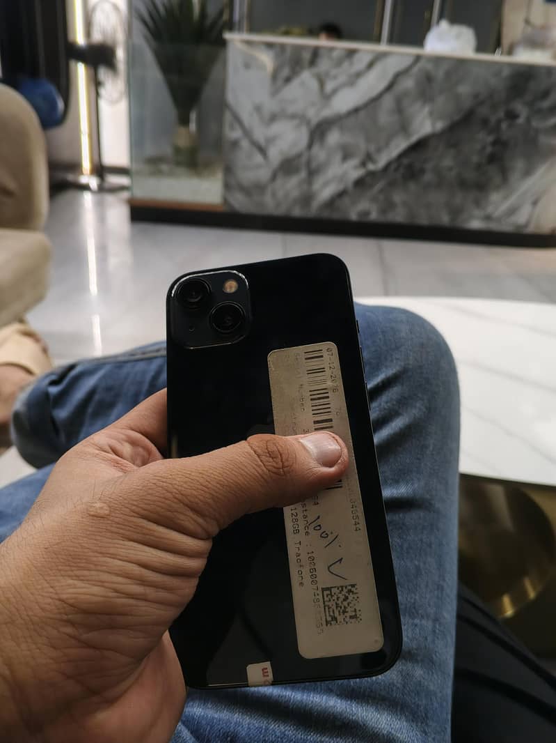 Apple iPhone 13 3