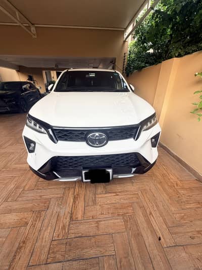 Toyota Fortuner Legender 2024