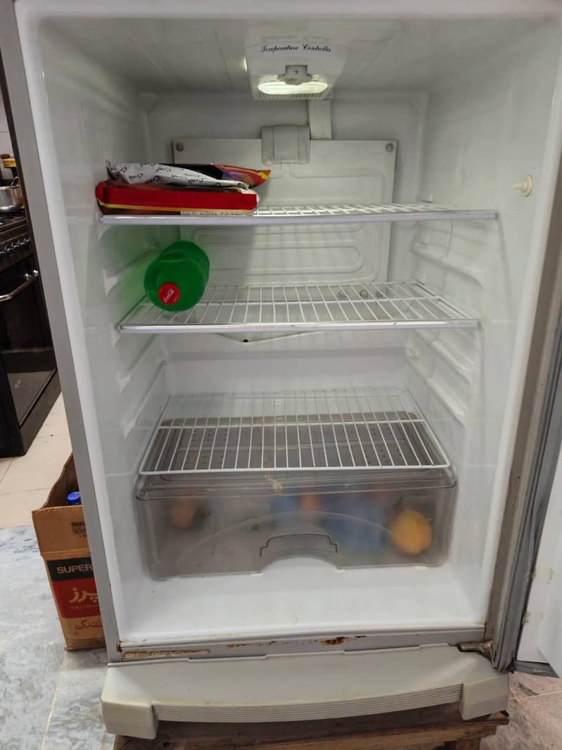 dawlance refrigerator 1