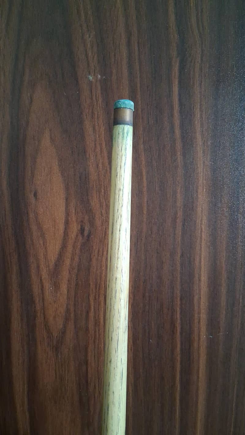 LP SNOOKER CUE 2