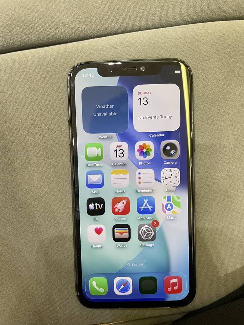 Apple iPhone 11 Pro 0