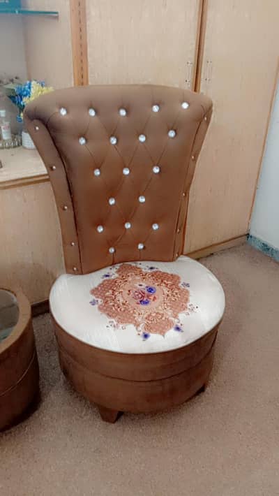 sofa chair with table