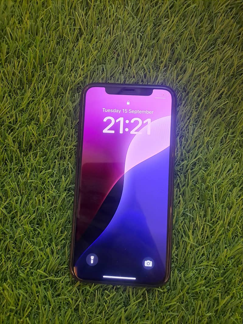 Apple iPhone 11 Pro 1