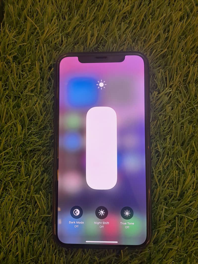 Apple iPhone 11 Pro 2