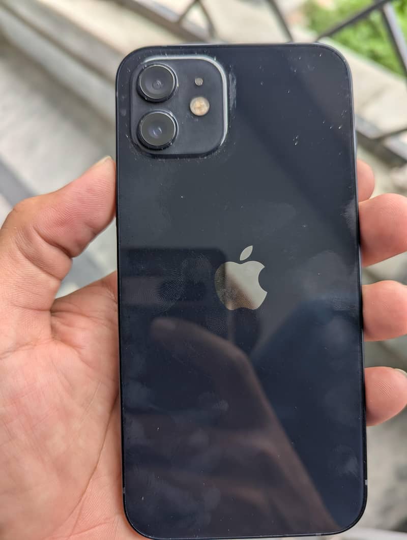 Apple iPhone 12 3