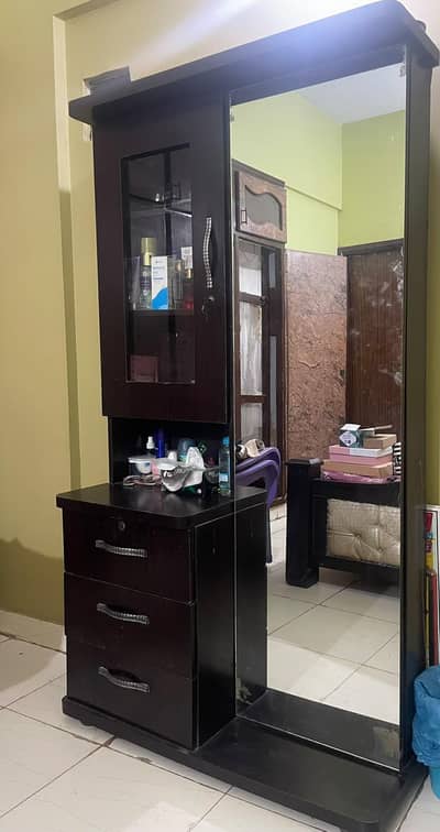 Dressing table for sale