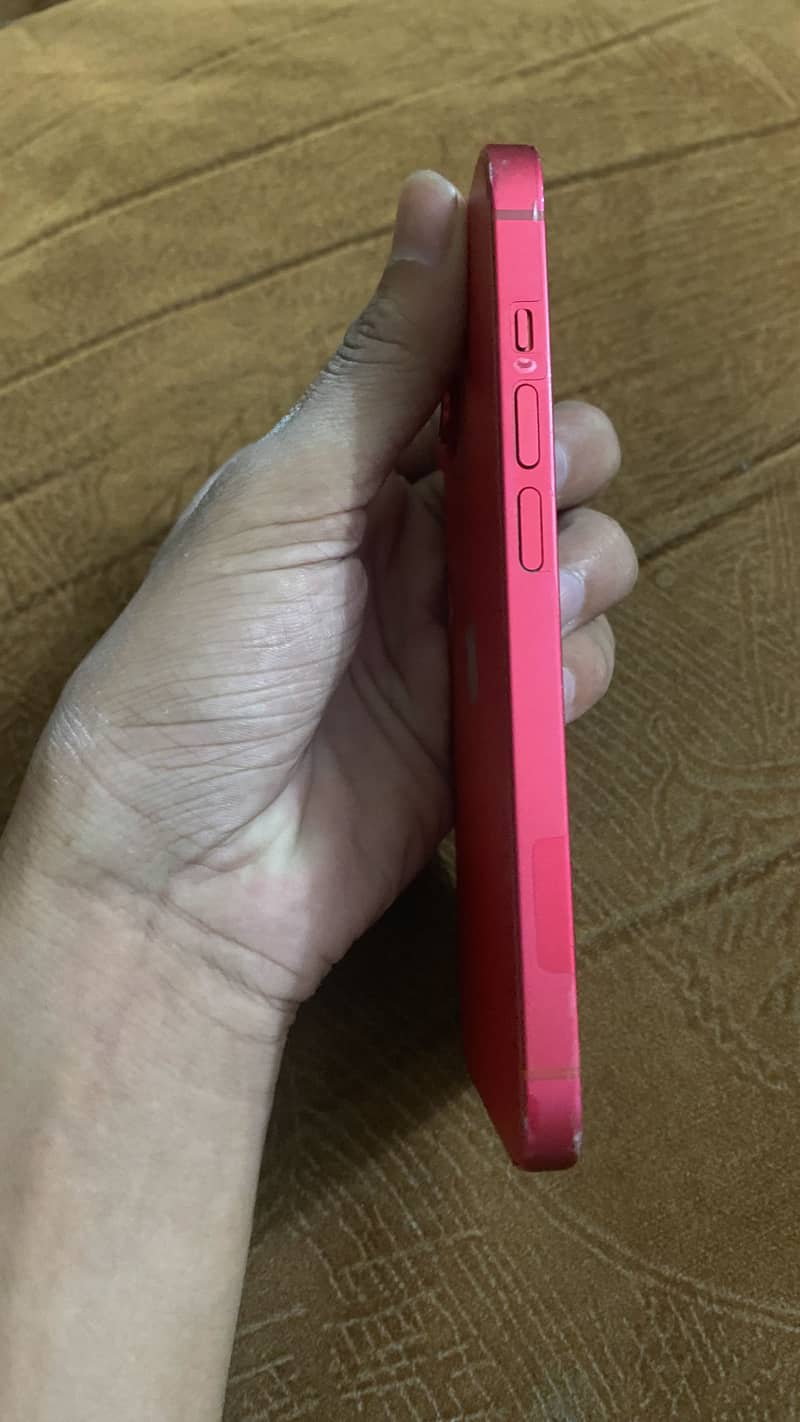 Apple iPhone 14 3