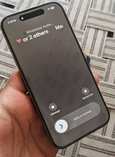 IPhone 15 Pro Natural Titanium