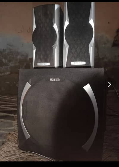 Edifier x600 2.1