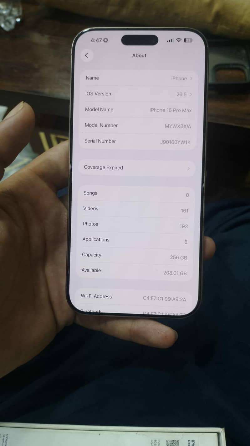 Apple iPhone 16 Pro Max 2