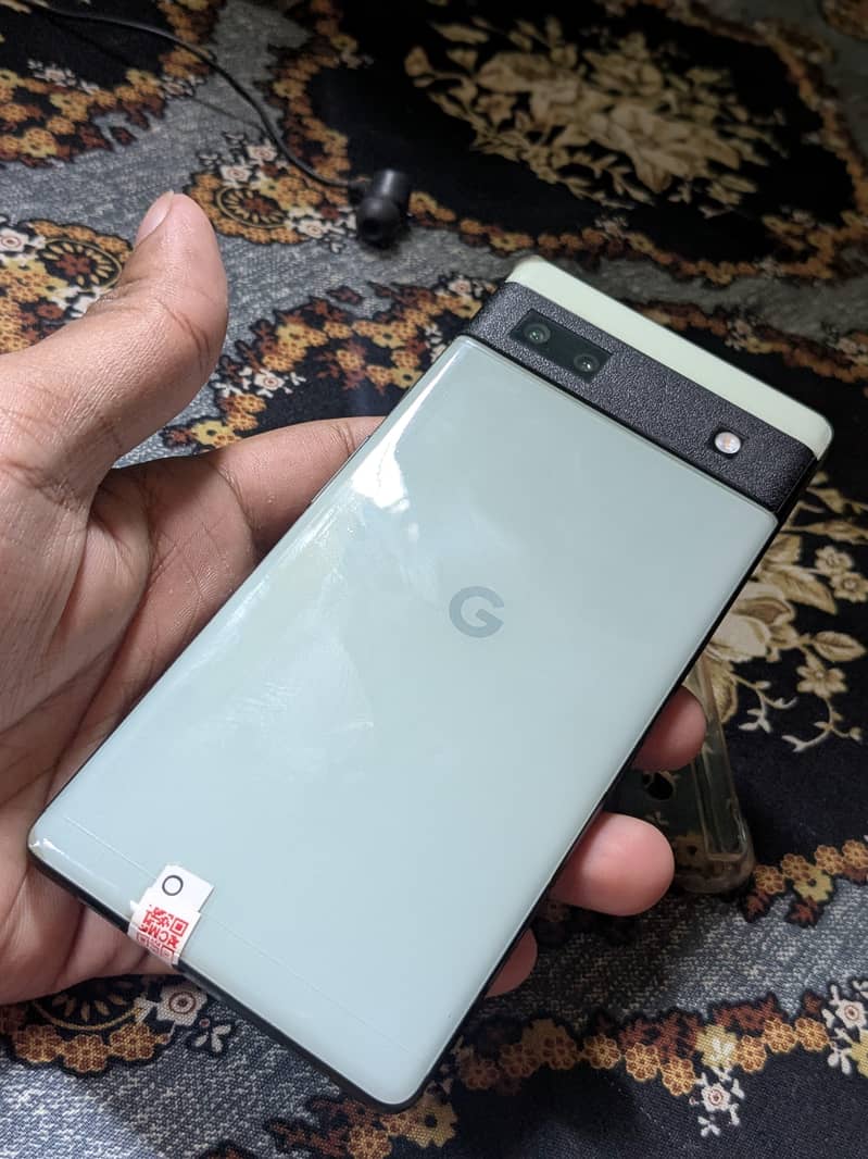 Google Pixel 6a 4