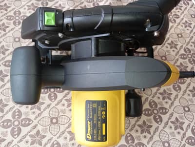 Dawer Circular Saw New Condition