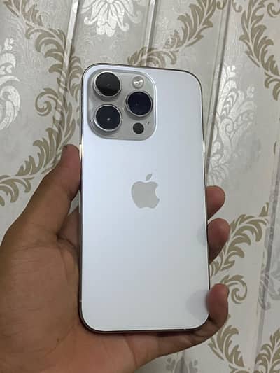 Apple iPhone 14 Pro