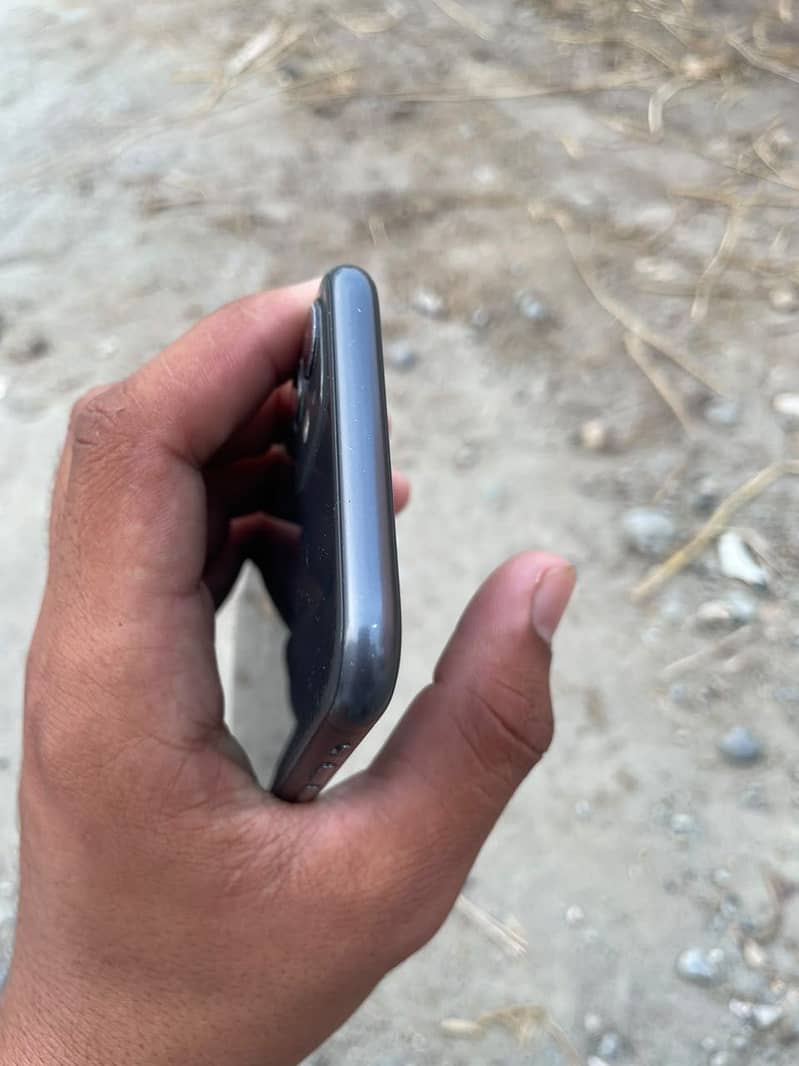 Apple iPhone 11 1