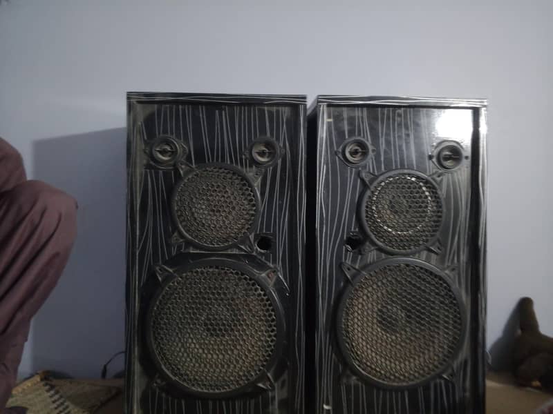 Bluetooth speaker 0