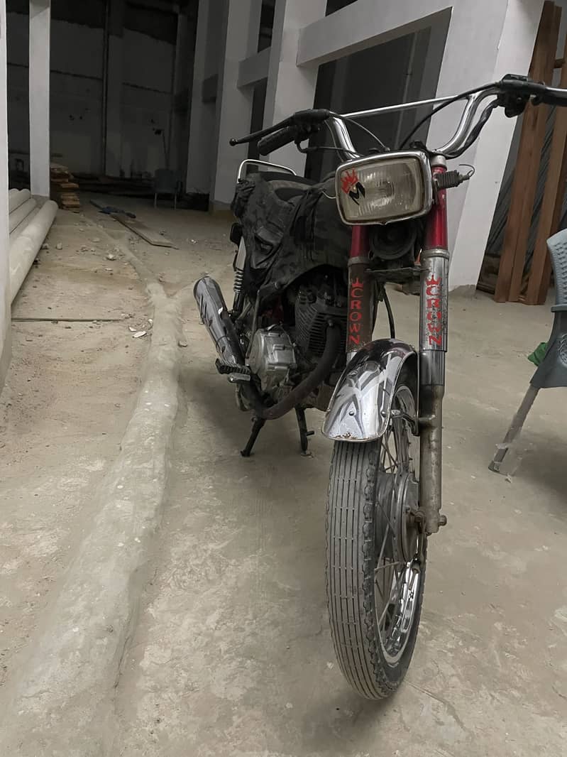 Crown 125 5