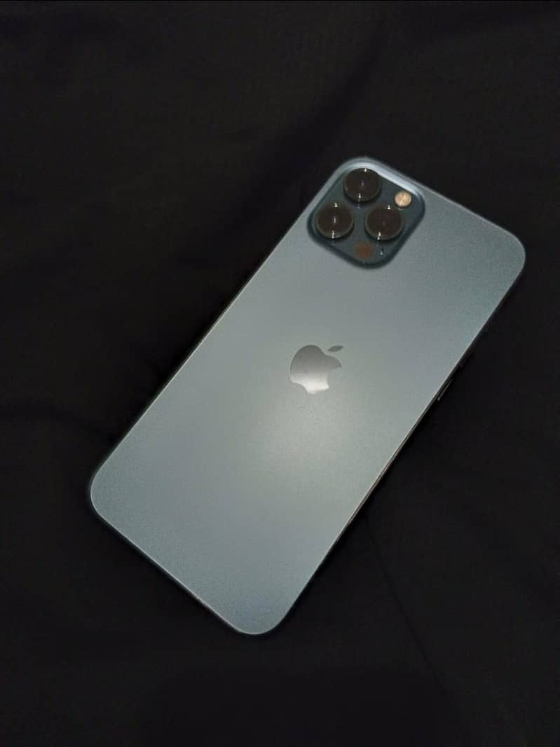 Apple iPhone 12 Pro Max 1