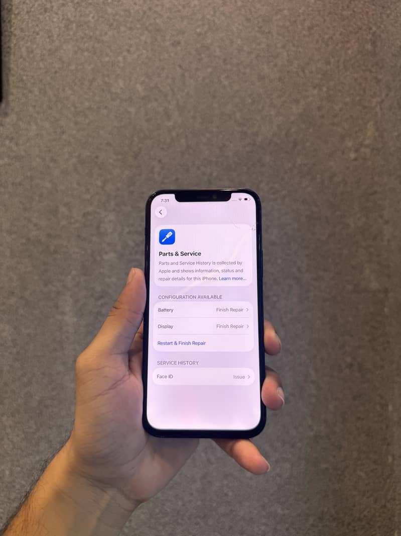 Apple iPhone 12 4
