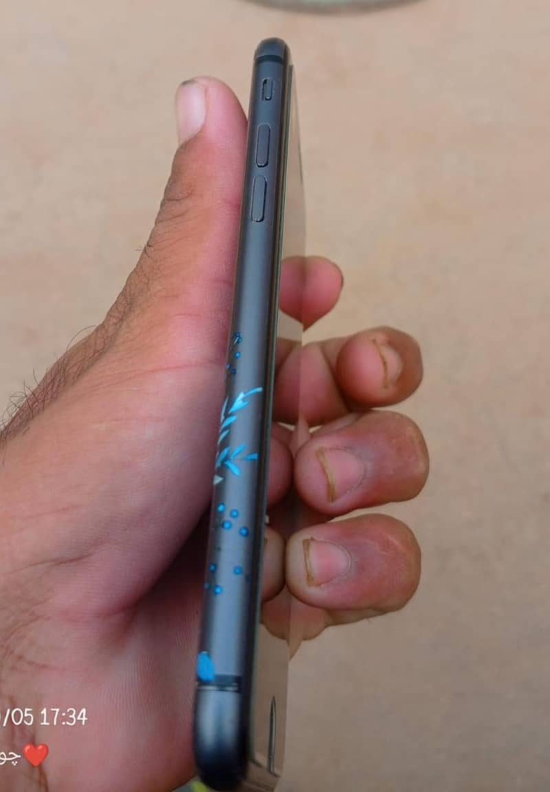 Apple iPhone 8 2