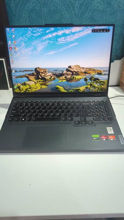 Lenovo legion 5 pro Ryzen 9 RTX 4060 8gb