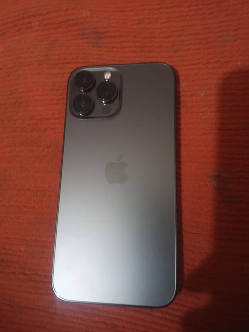 Apple iPhone 13 Pro Max 3