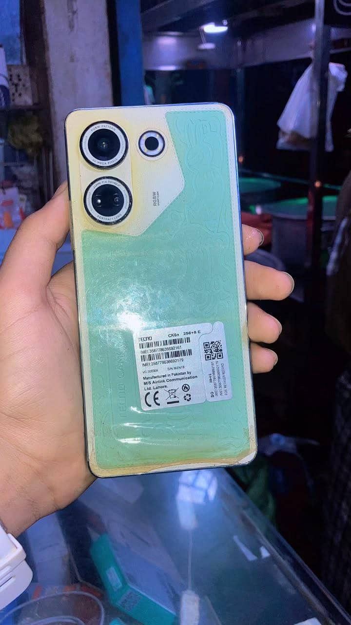 Tecno CAMON 20 4