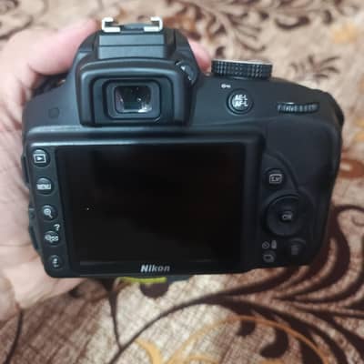 Nikon D3300 DSLR Camera 18-55mm lens