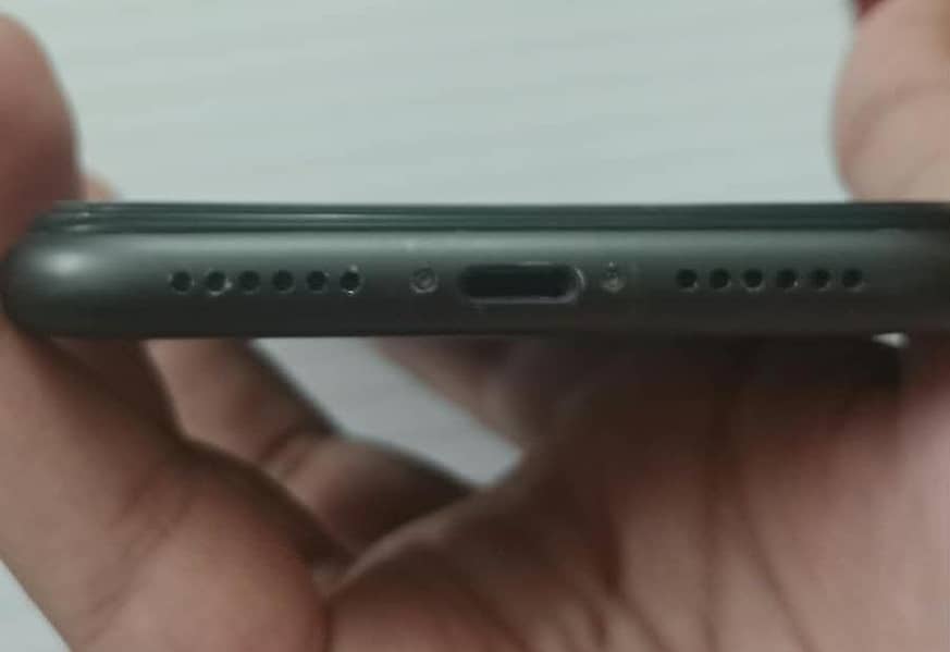 Apple iPhone 11 1