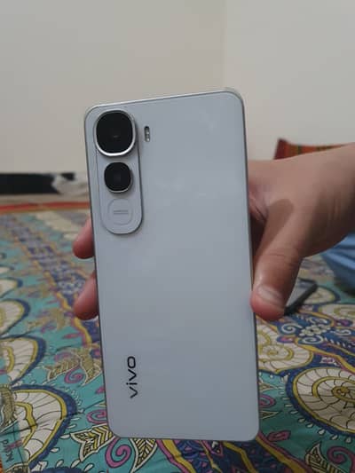 Vivo Y400 10/10 Condition | Fully Working | No Scratches