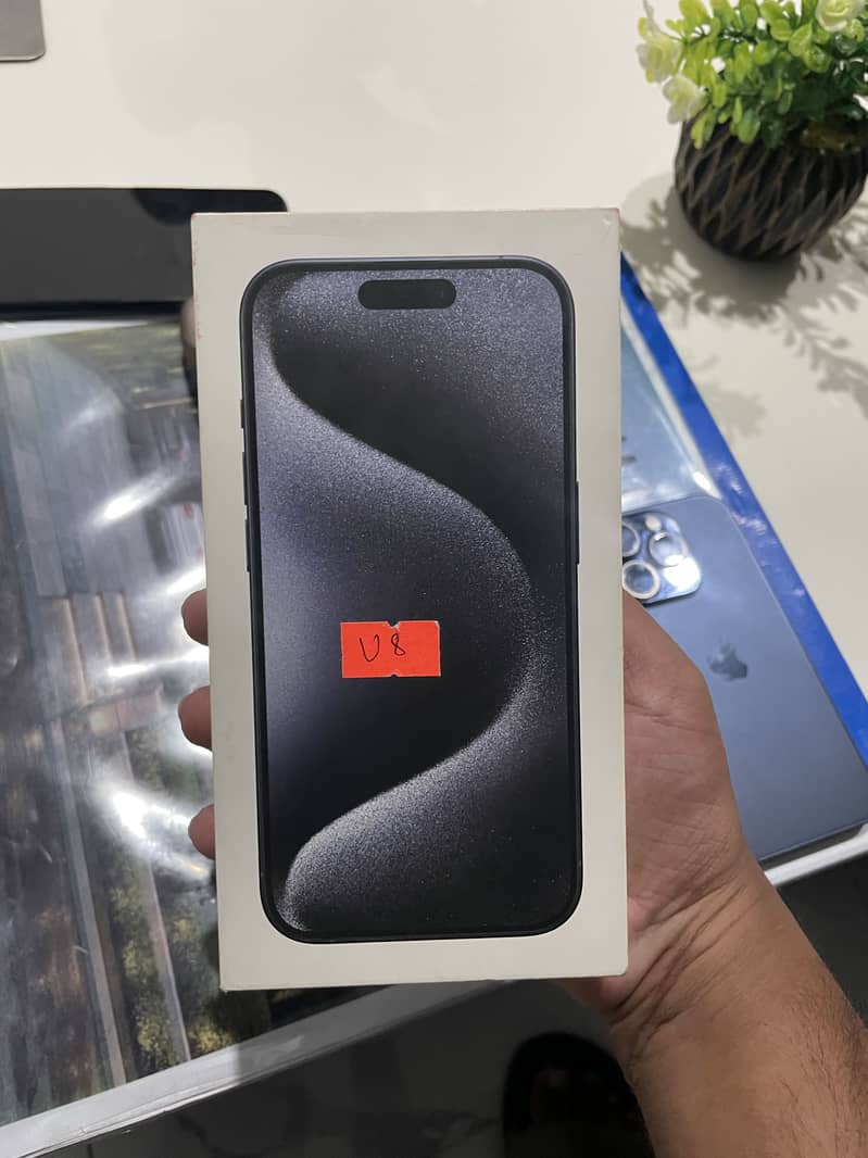 Apple iPhone 15 Pro 3