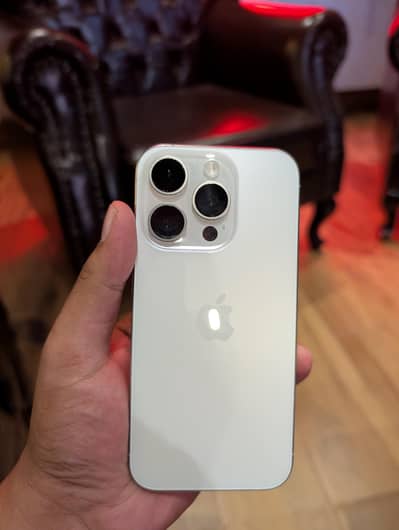 Apple iPhone 15 Pro (256gb)