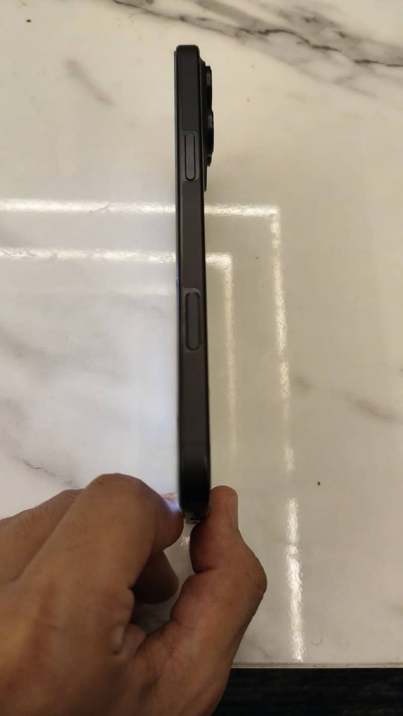 iPhone 16 Pro Max bypass 2