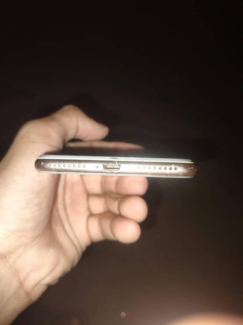 Apple iPhone 8 Plus 2