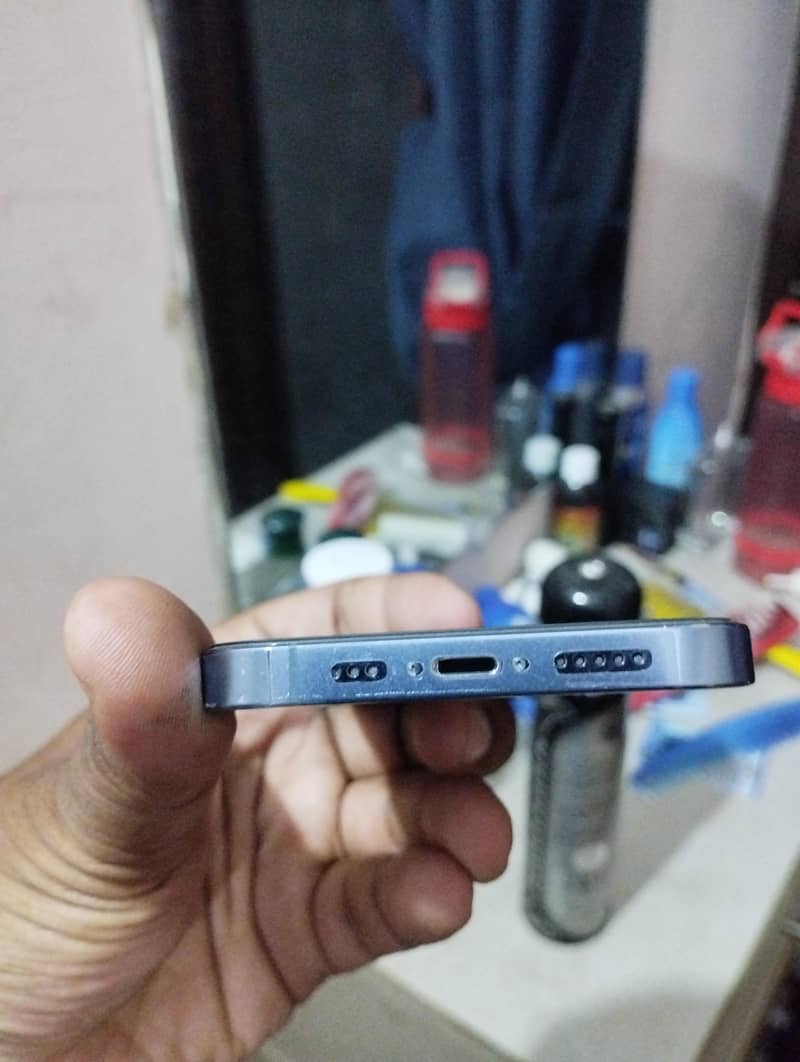 Apple iPhone 13 Pro 2
