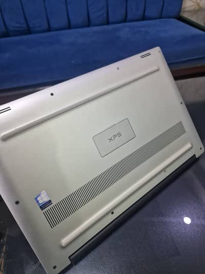Dell XPS 15 9570 Core i7 8th Gen, 16GB, 512GB SSD, GTX 1050Ti 4GB