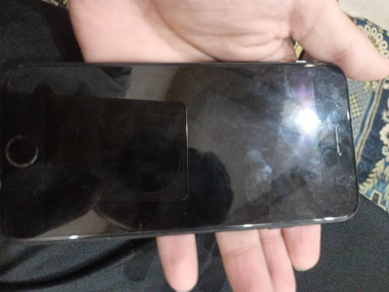 Apple iPhone SE 0