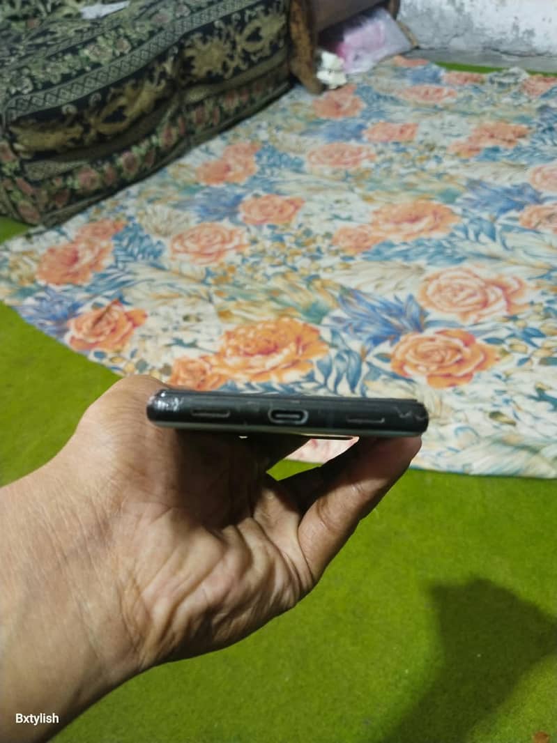 Google Pixel 6a 1