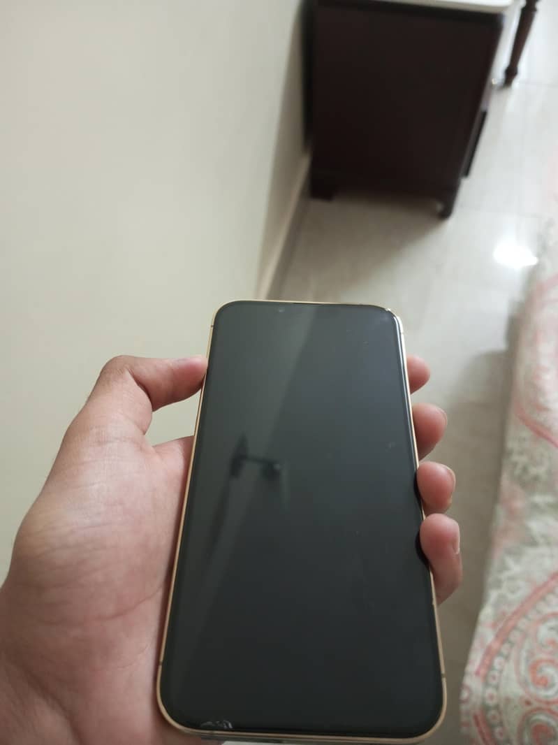Apple iPhone 13 Pro 3