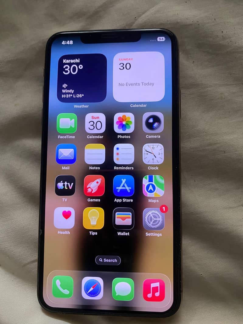 Apple iPhone 11 Pro Max 2